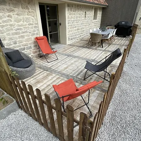 Les Pins Qui Chuchotent